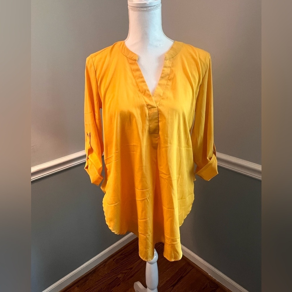 Buckhead Betties Yellow Blouse – Size Medium